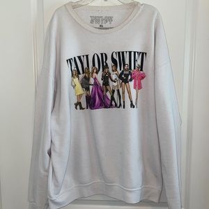TAYLOR SWIFT ERAS CREW NECK SWEATSHIRT SIZE XL